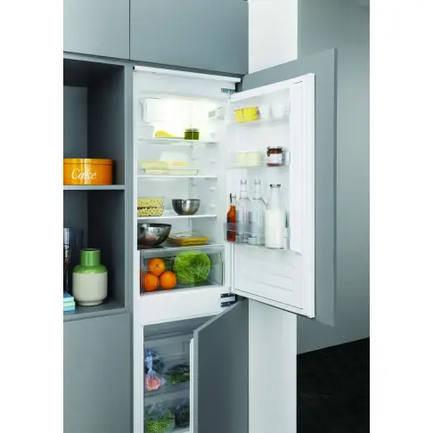 Réfrigérateur combiné intégré INDESIT BI18DC2 - 6