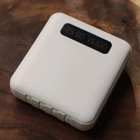 Chargeurs externes AKASHI ALTPB10CABWH - 2
