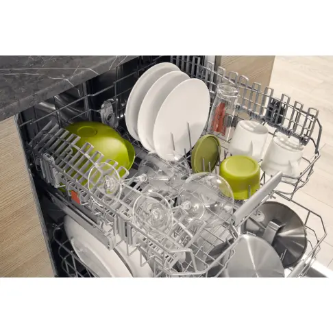 Lave-vaisselle tout integre 60cm HOTPOINT-ARISTON HBO 3 C 22 WX - 2