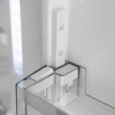 Réfrigérateur combiné inversé SHARP SJ-FBB04DTXLD - 7