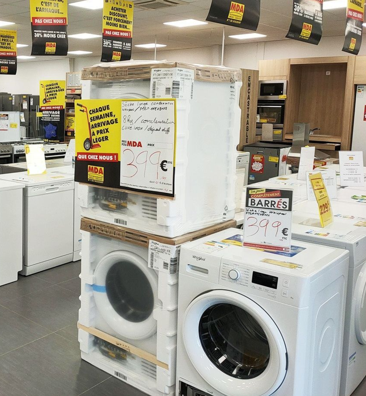 Intérieur de magasin MDA